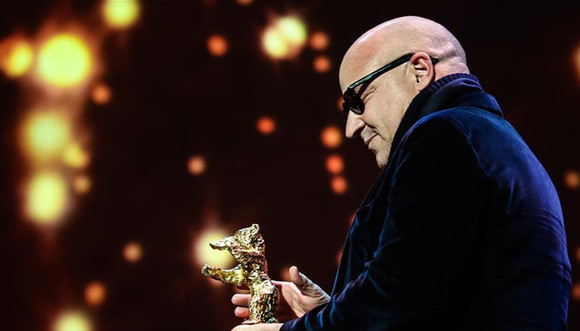 《兰佩杜萨纪事》获66届柏林电影节金熊奖 李