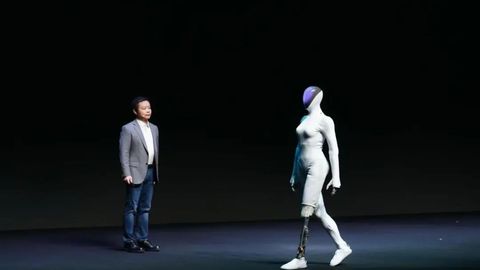 电厂 | 小鹏：一个值得被重估的非典型造梦者