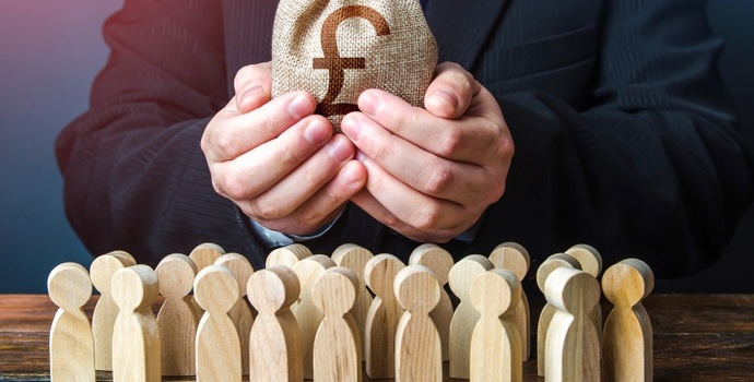 直通部委｜人社部：推动增加劳动者报酬 住建部：因地制宜调整优化房地产政策