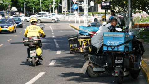 1000亿补贴换1亿订单流量值不值？外卖平台抢的不是订单，是下一个十年